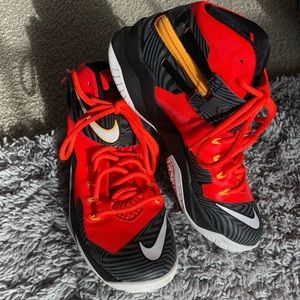 Nike Zoom Soldier 8 Premium Bright Crimson
